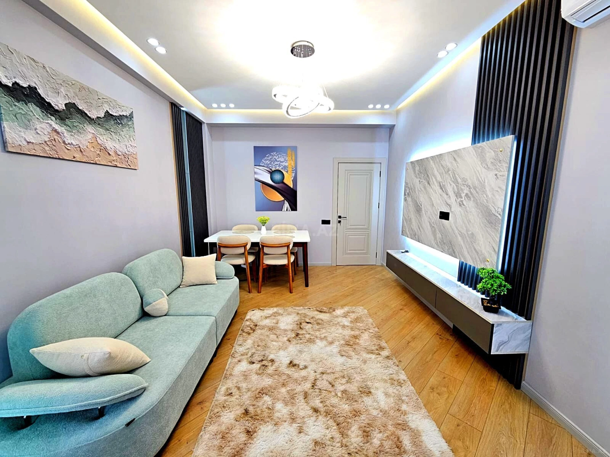 Satılır 2 otaqlı mənzil 55 m²