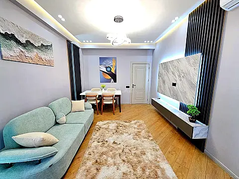 Satılır 2 otaqlı mənzil 55 m²