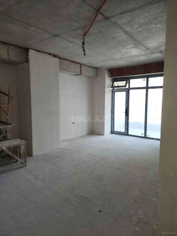 Satılır 3 otaqlı mənzil 150 m²
