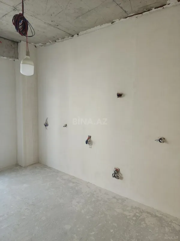 Satılır 3 otaqlı mənzil 150 m²