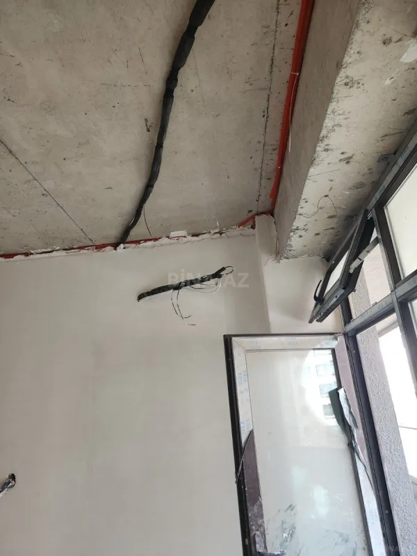 Satılır 3 otaqlı mənzil 150 m²