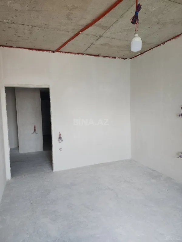 Satılır 3 otaqlı mənzil 150 m²