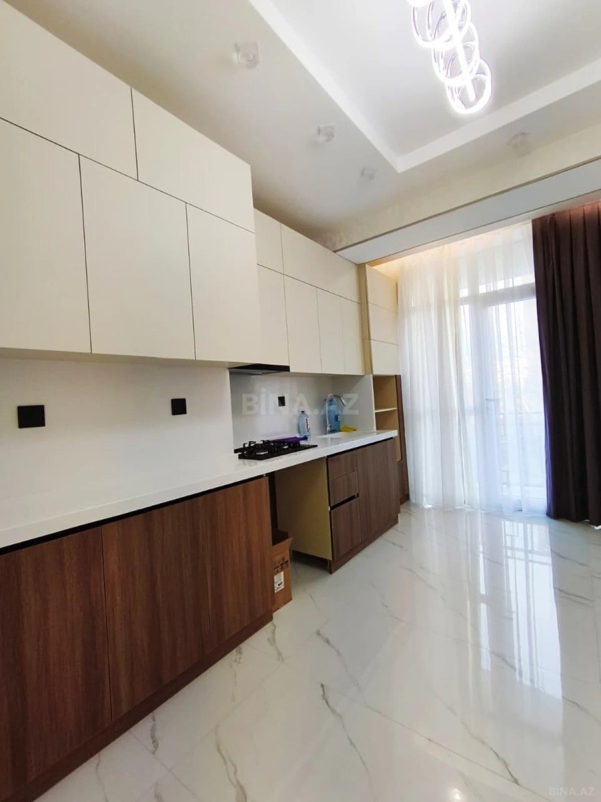 Satılır 3 otaqlı mənzil 90 m²