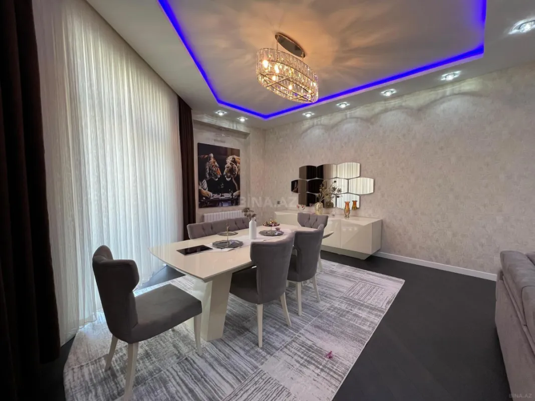 Kirayə verilir 3 otaqlı mənzil 155 m²
