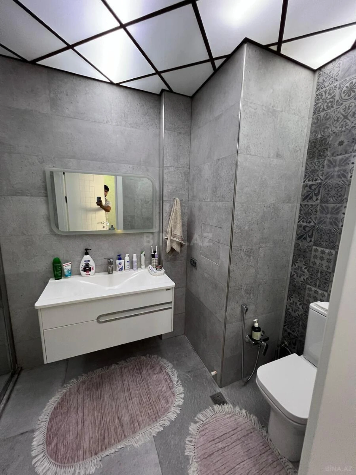 Kirayə verilir 3 otaqlı mənzil 155 m²