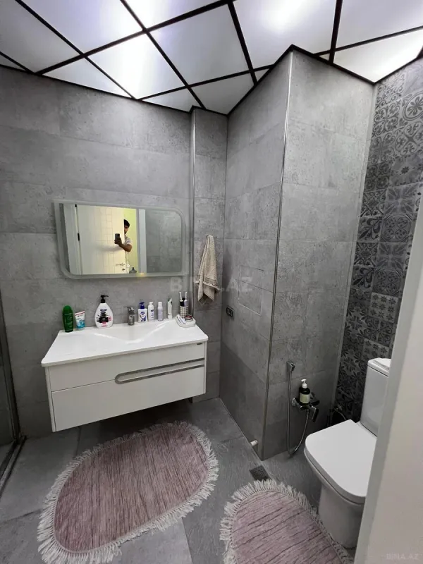 Kirayə verilir 3 otaqlı mənzil 155 m²