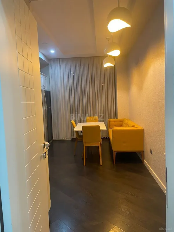 Kirayə verilir 3 otaqlı mənzil 155 m²