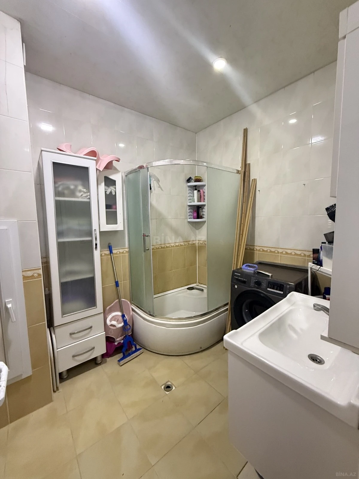 Satılır 3 otaqlı mənzil 150 m²
