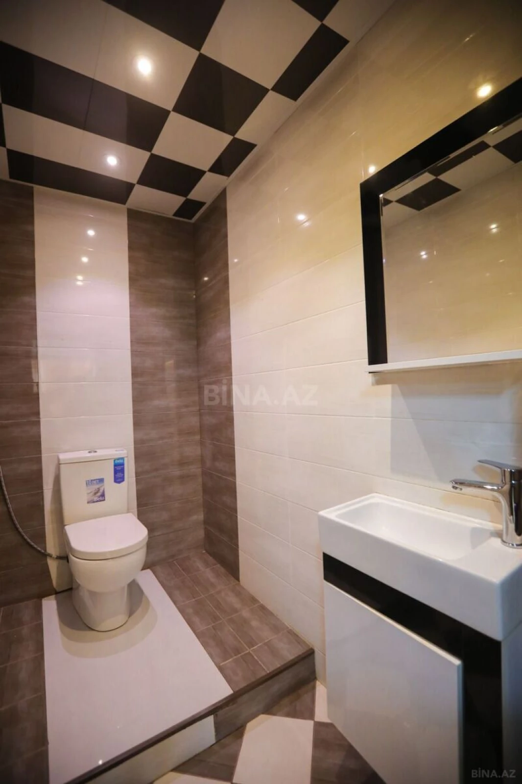 Satılır 3 otaqlı mənzil 120 m²