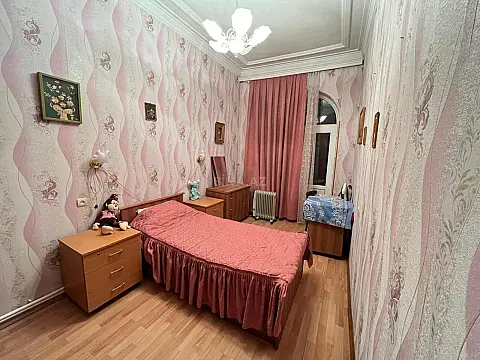 Satılır 2 otaqlı mənzil 60 m²