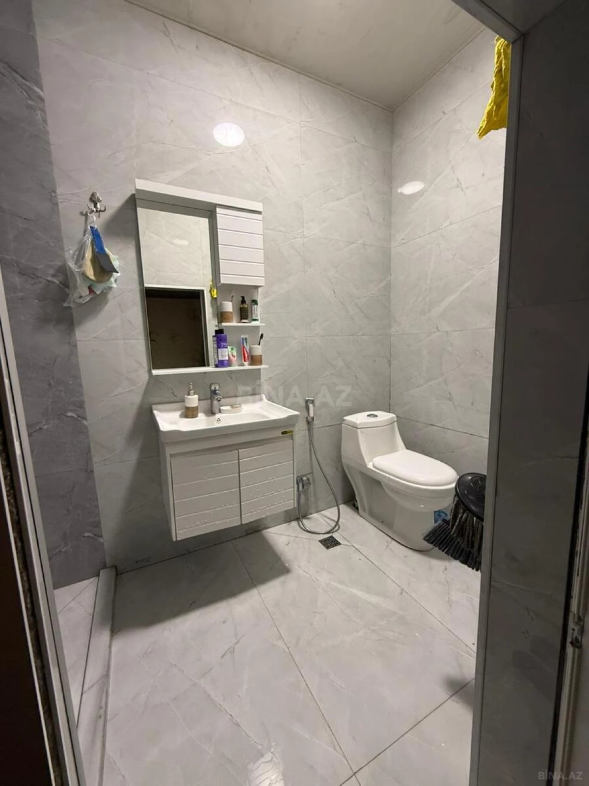 Satılır 2 otaqlı mənzil 60 m²