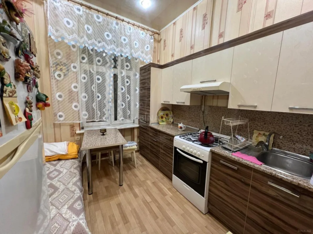 Satılır 2 otaqlı mənzil 60 m²