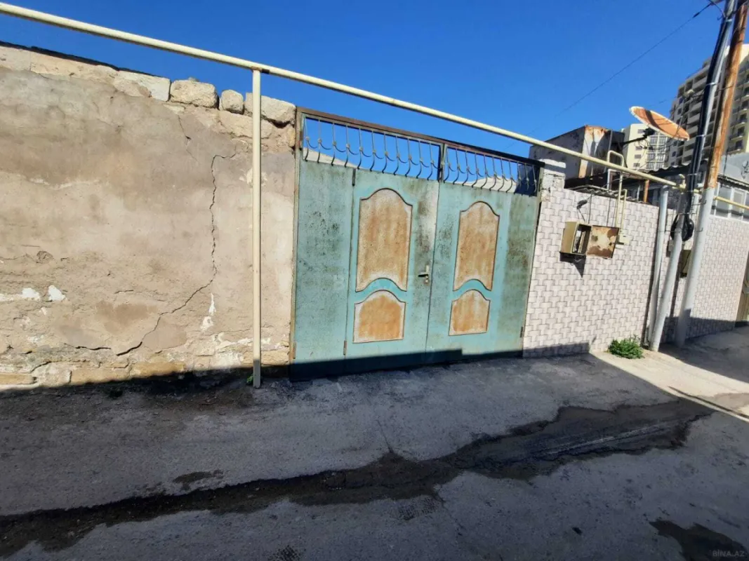 Satılır 4 otaqlı həyət evi 80 m²