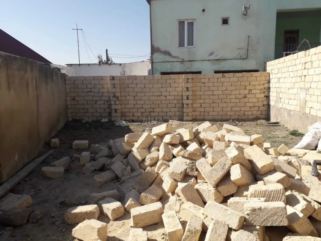 Satılır torpaq sahəsi 1 m²