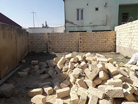 Satılır torpaq sahəsi 1 m²
