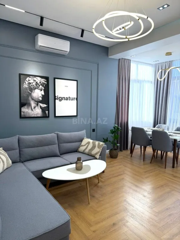 Satılır 3 otaqlı mənzil 82 m²