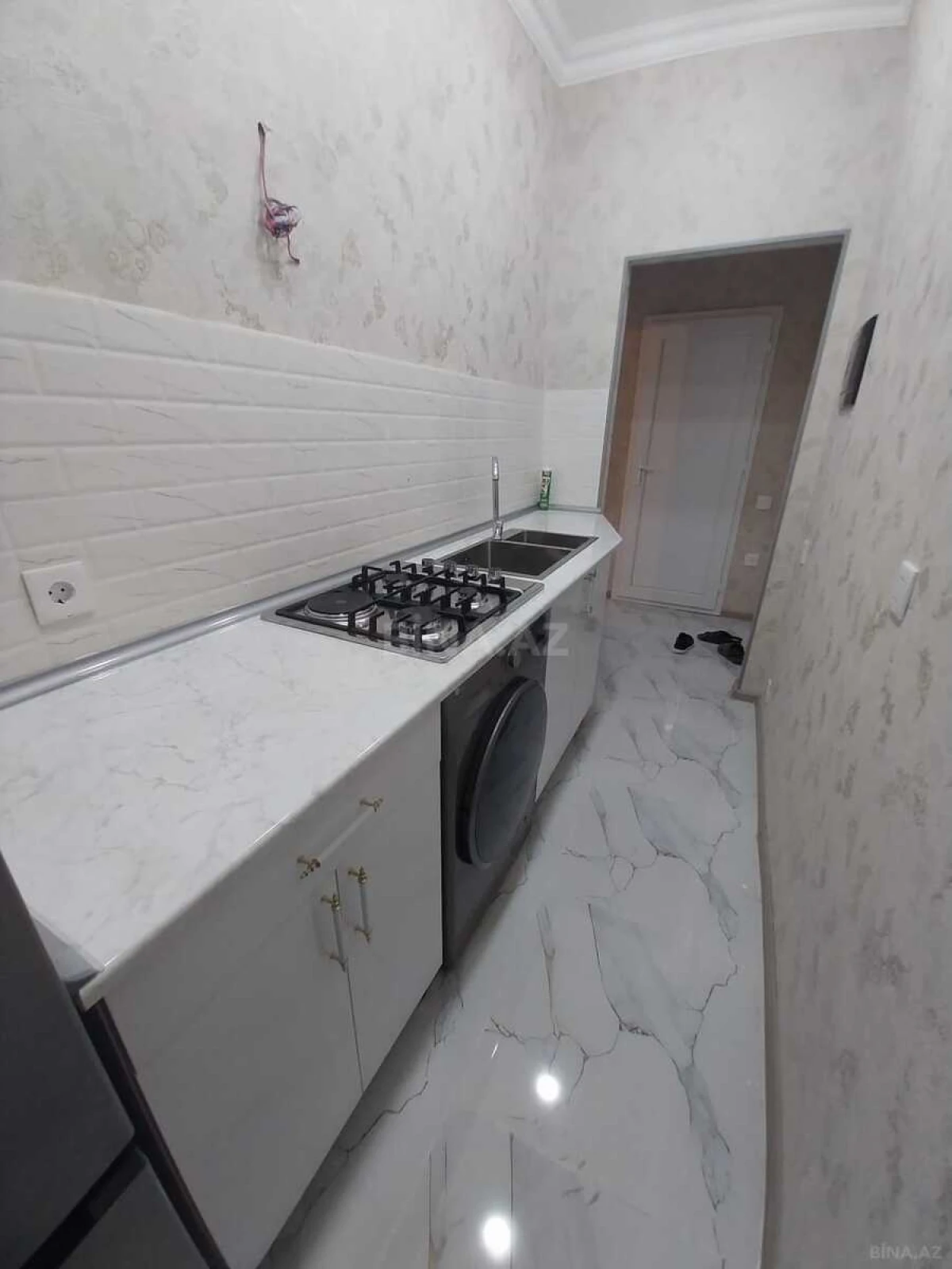 Satılır 2 otaqlı mənzil 57 m²