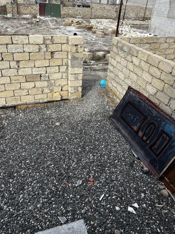 Satılır 2 otaqlı həyət evi 50 m²