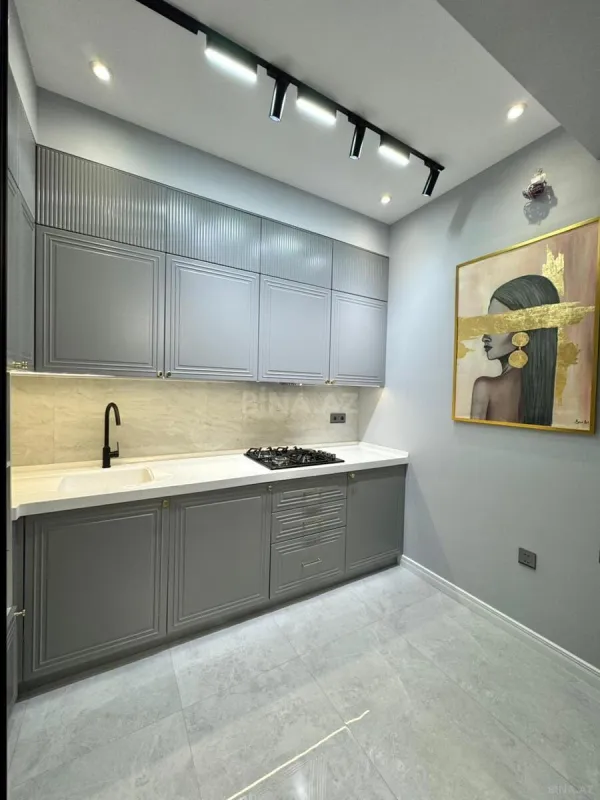 Satılır 3 otaqlı mənzil 97 m²