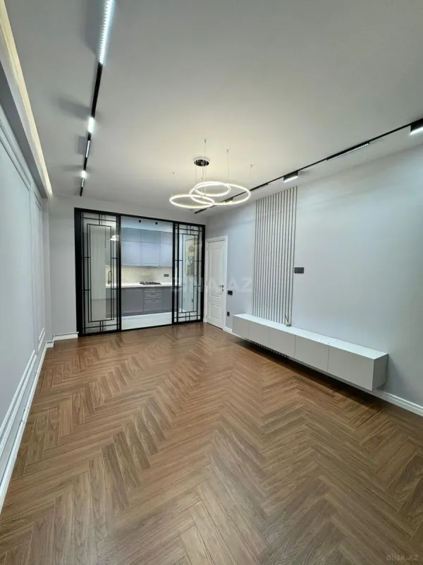 Satılır 3 otaqlı mənzil 97 m²