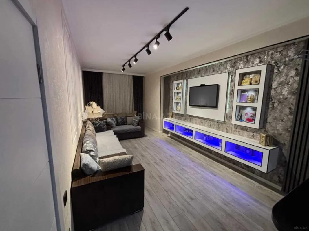 Satılır 3 otaqlı mənzil 76 m²