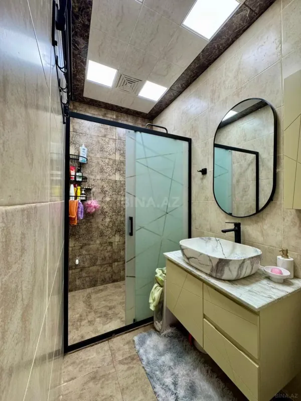 Satılır 4 otaqlı mənzil 110 m²