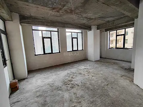 Satılır 3 otaqlı mənzil 118 m²