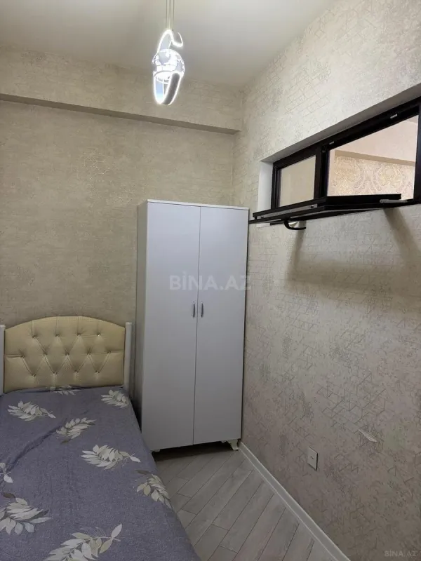 Kirayə verilir 4 otaqlı mənzil 140 m²