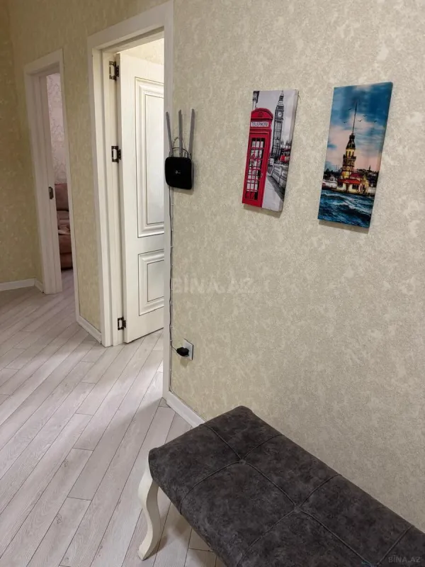 Kirayə verilir 4 otaqlı mənzil 140 m²