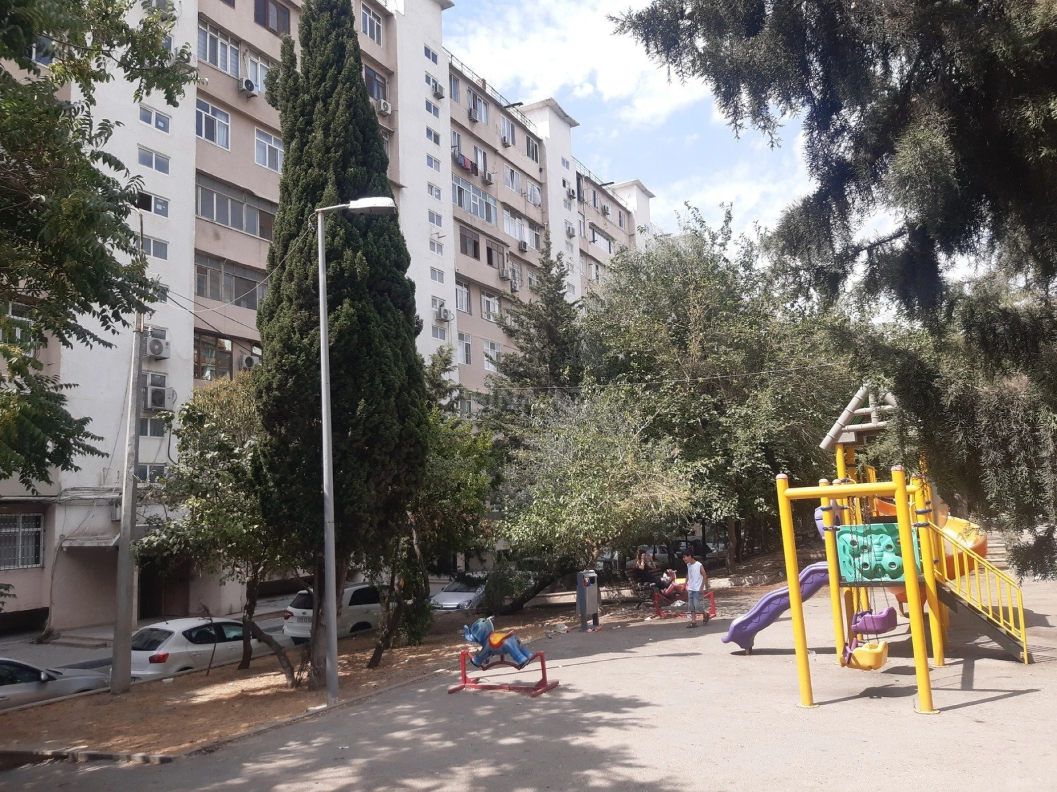 Satılır 3 otaqlı mənzil 85 m²
