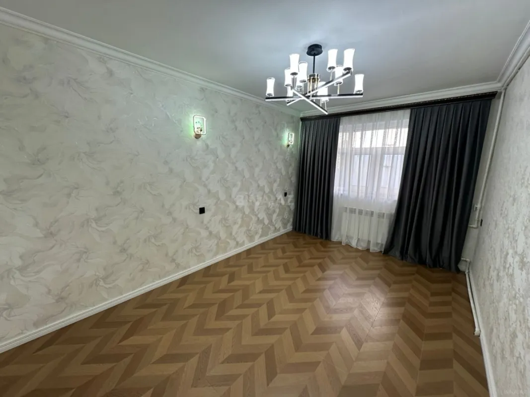Satılır 3 otaqlı mənzil 82 m²