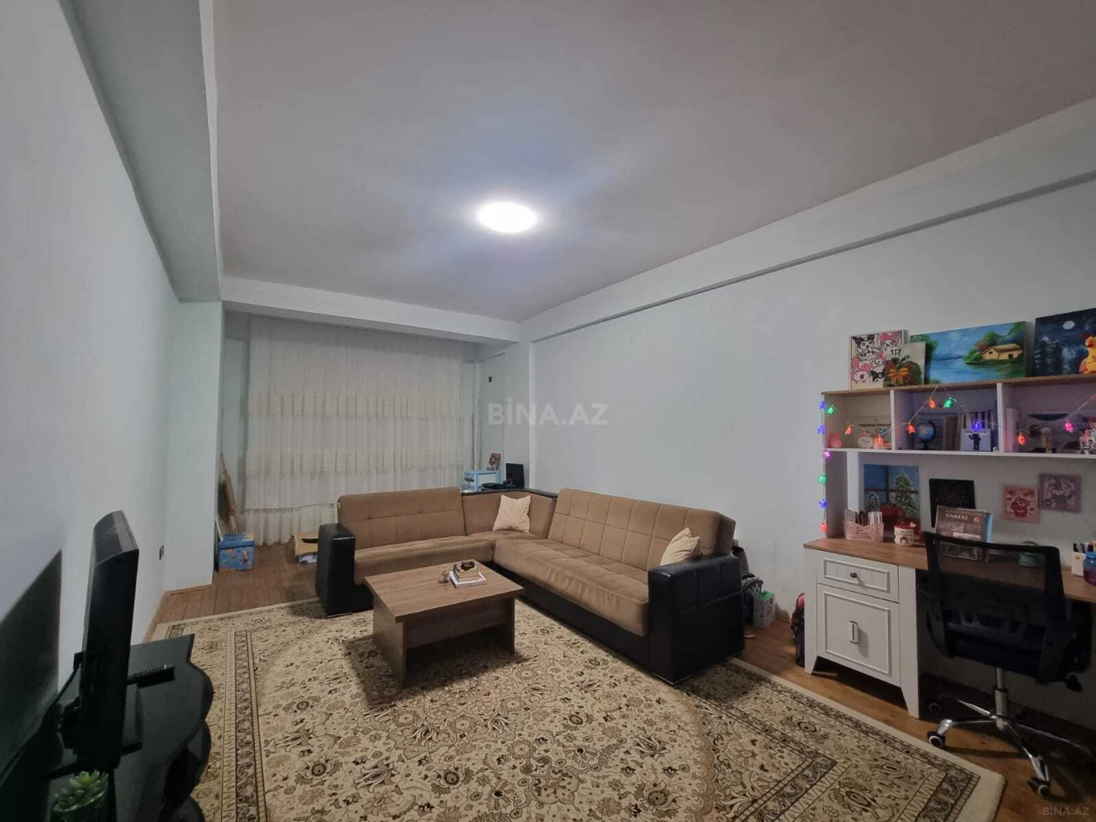 Kirayə verilir 2 otaqlı mənzil 85 m²