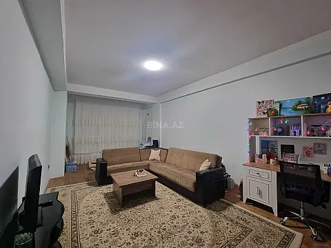 Kirayə verilir 2 otaqlı mənzil 85 m²