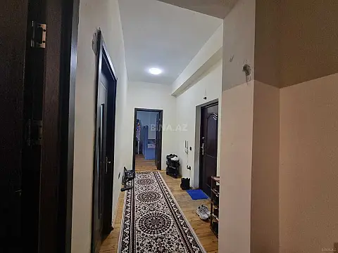 Kirayə verilir 2 otaqlı mənzil 85 m²