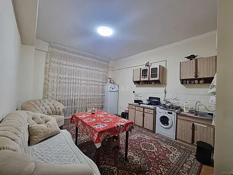 Kirayə verilir 2 otaqlı mənzil 85 m²