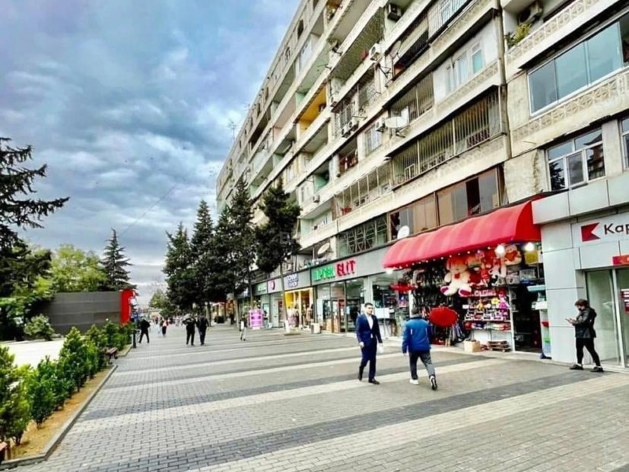 Satılır 3 otaqlı mənzil 80 m²