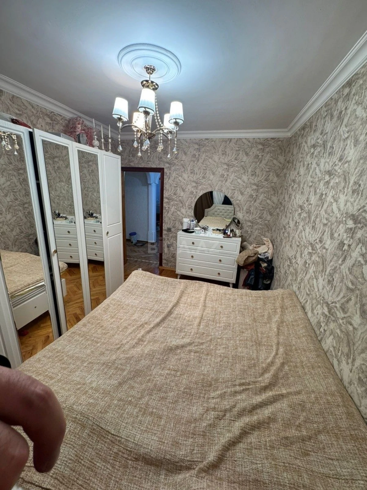 Satılır 3 otaqlı mənzil 82 m²