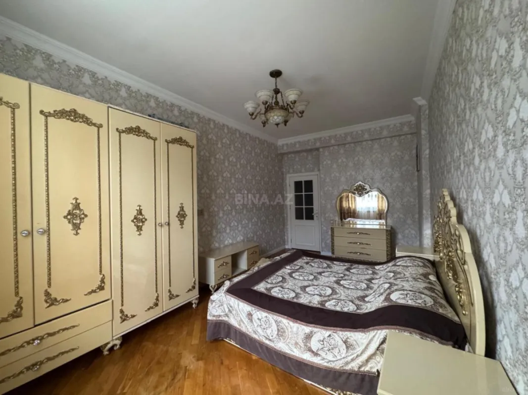 Kirayə verilir 3 otaqlı mənzil 125 m²