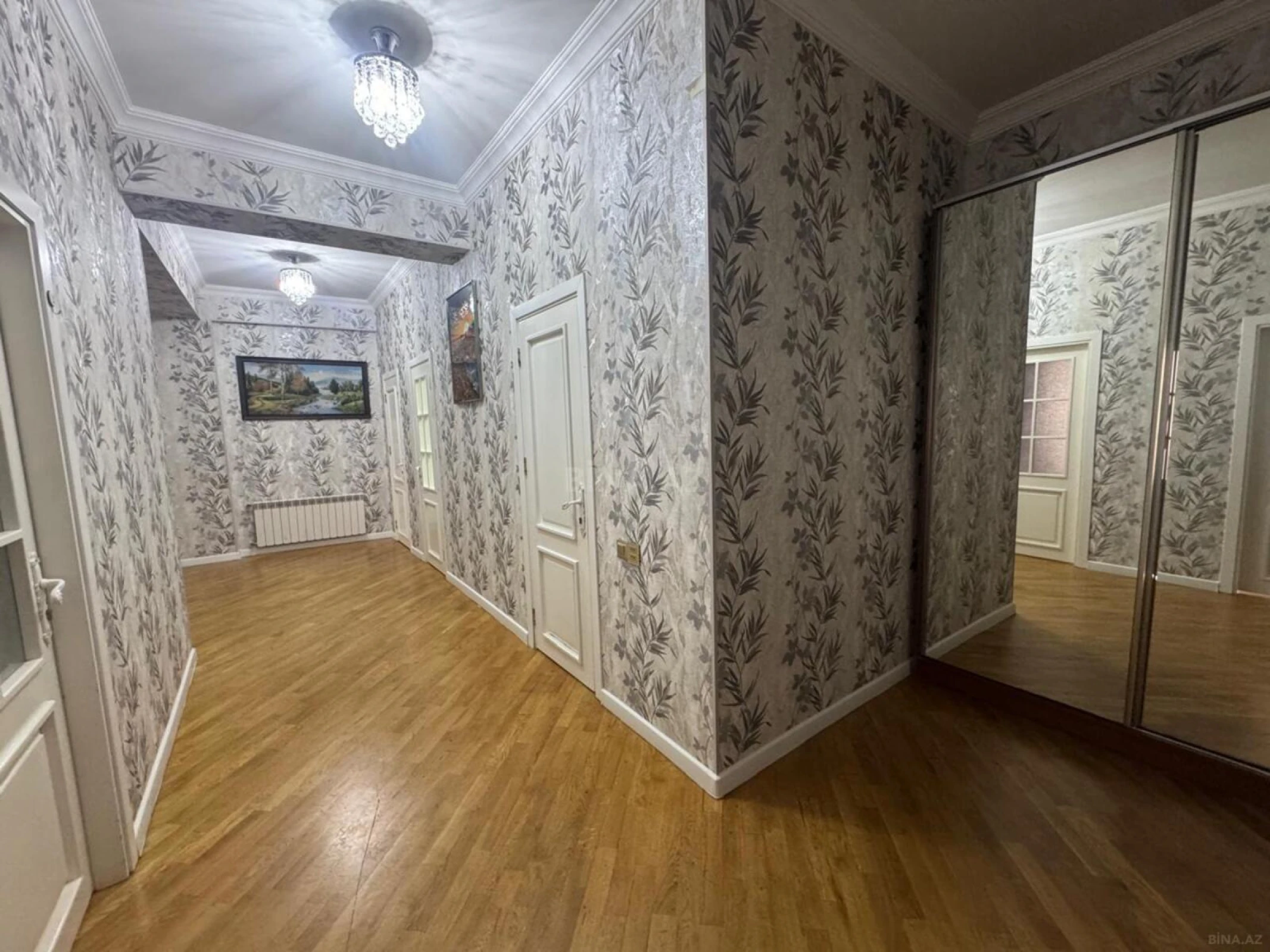 Kirayə verilir 3 otaqlı mənzil 125 m²