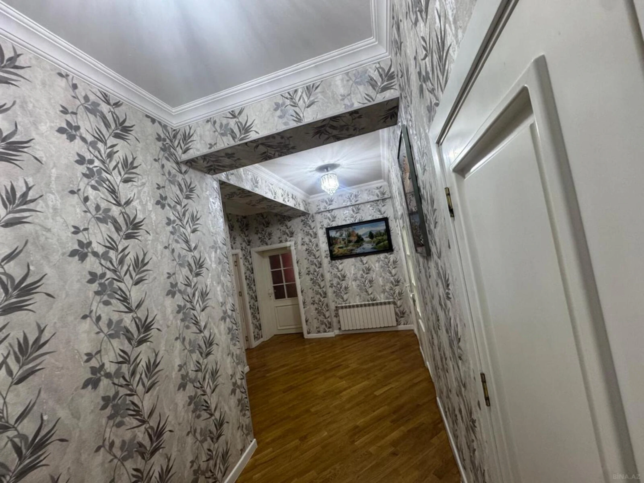 Kirayə verilir 3 otaqlı mənzil 125 m²