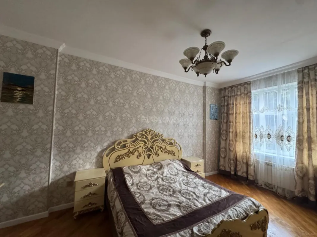 Kirayə verilir 3 otaqlı mənzil 125 m²