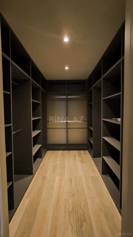 Kirayə verilir 2 otaqlı mənzil 101 m²