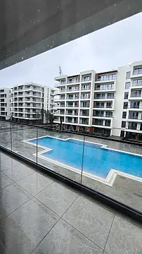 Kirayə verilir 2 otaqlı mənzil 101 m²