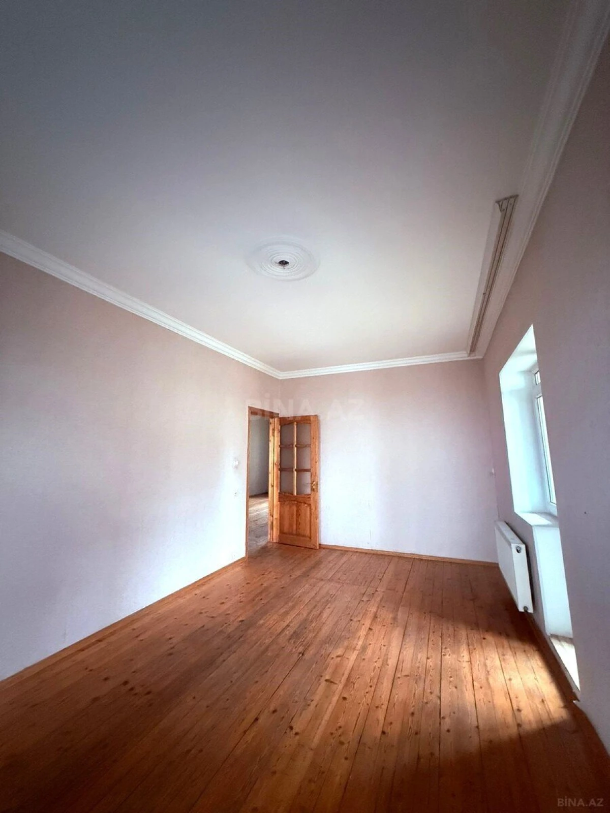 Satılır 4 otaqlı mənzil 100 m²