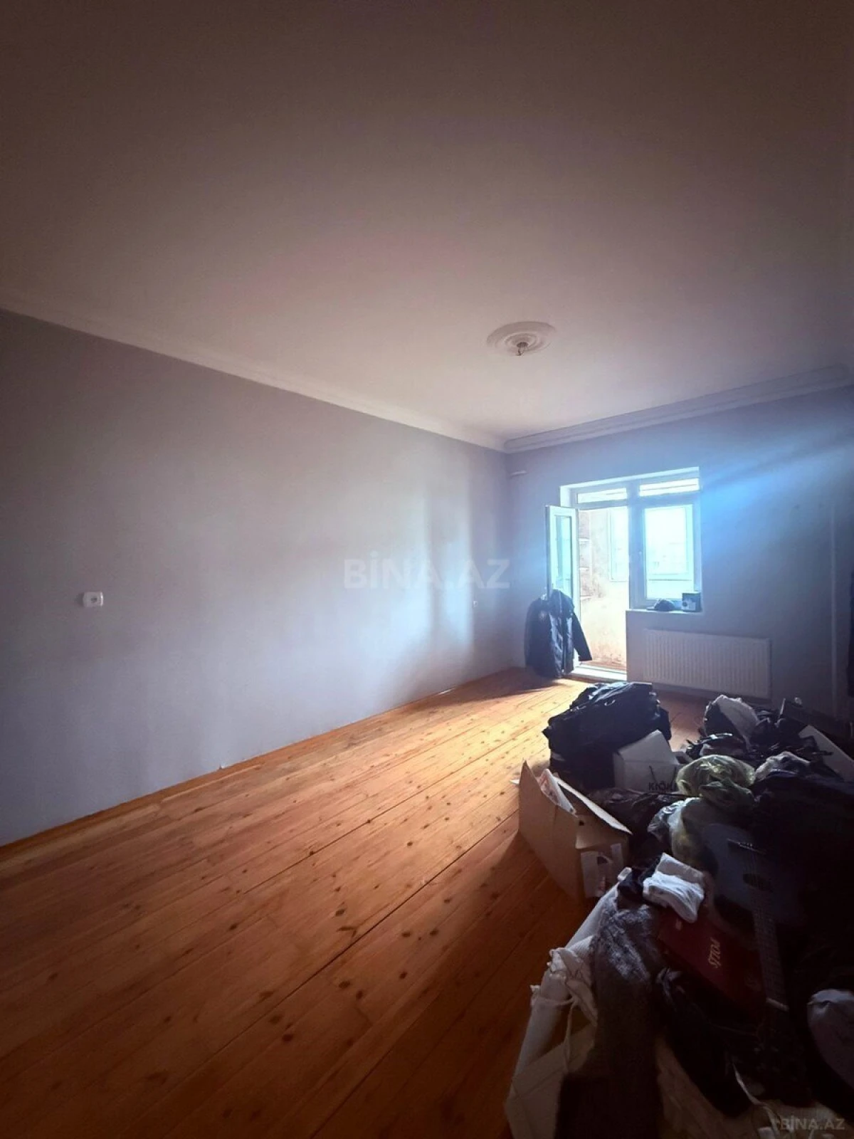 Satılır 4 otaqlı mənzil 100 m²