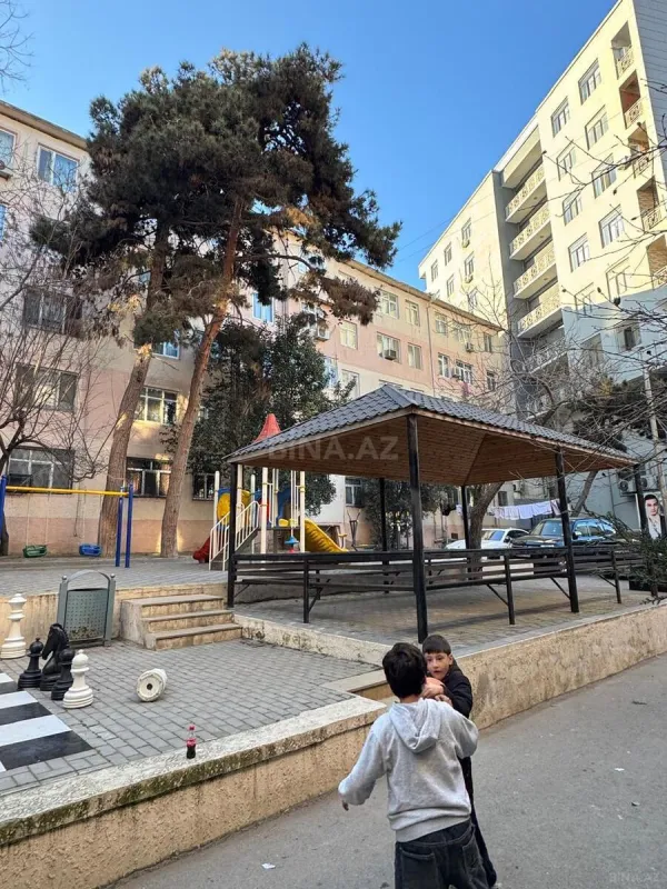 Satılır 2 otaqlı mənzil 38 m²