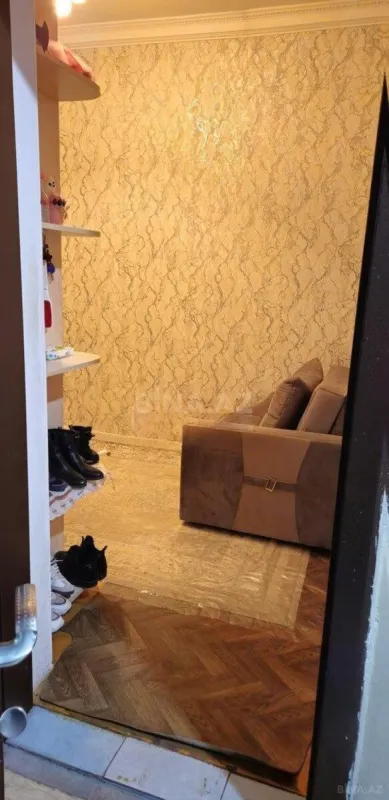 Kirayə verilir 2 otaqlı mənzil 87 m²