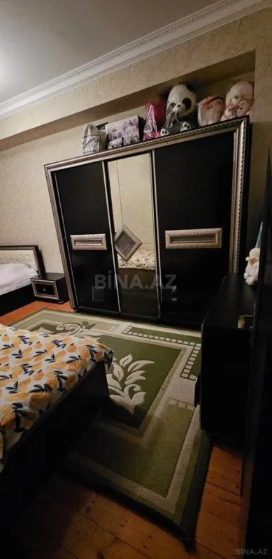 Kirayə verilir 2 otaqlı mənzil 87 m²