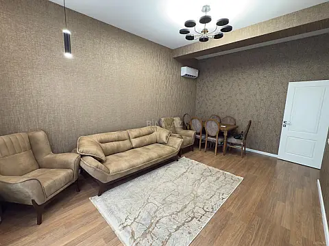 Kirayə verilir 2 otaqlı mənzil 63 m²