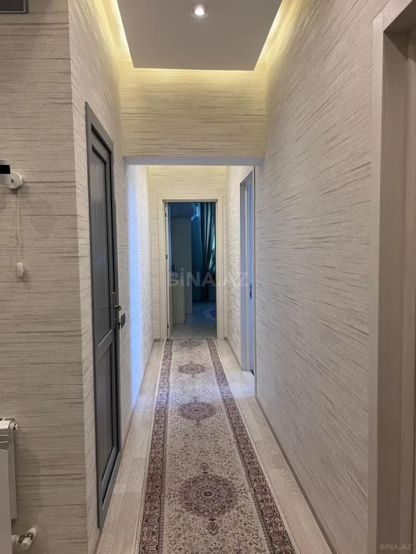 Satılır 2 otaqlı mənzil 87 m²